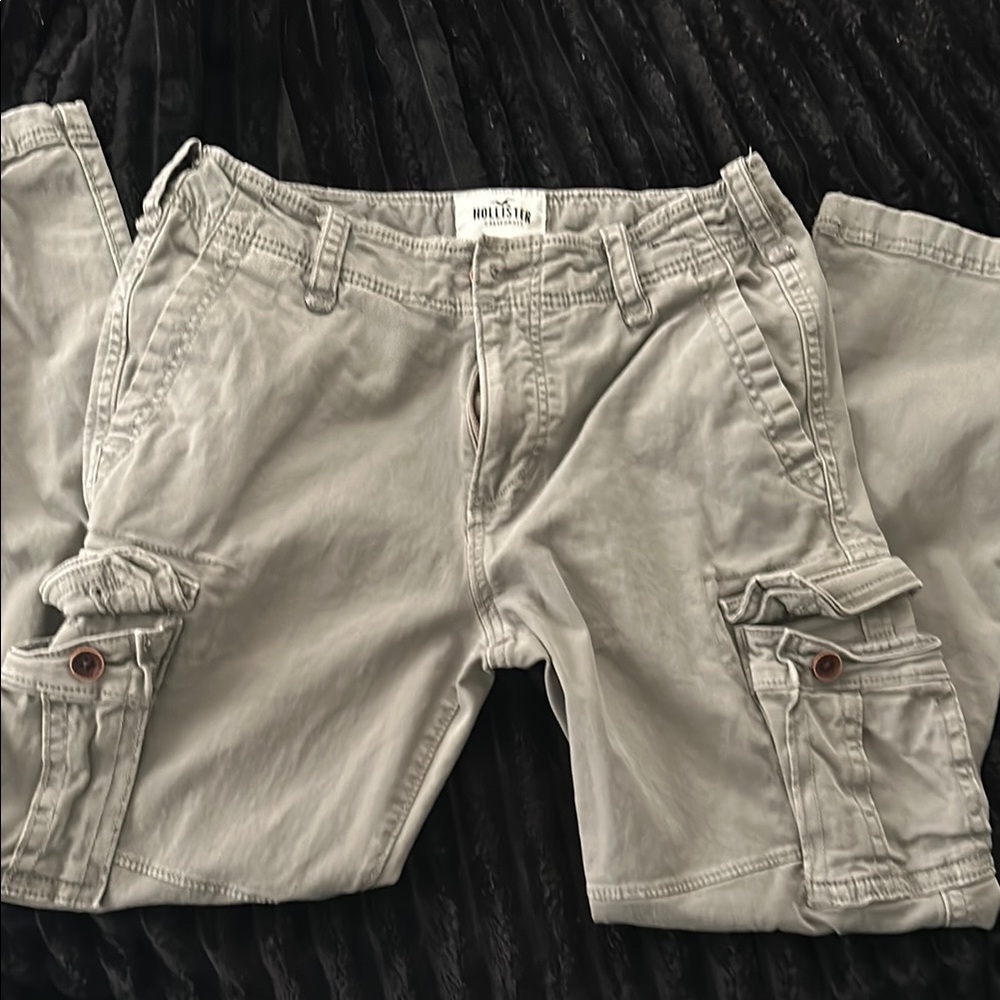 Hollister Men's Gray Cargo Pants